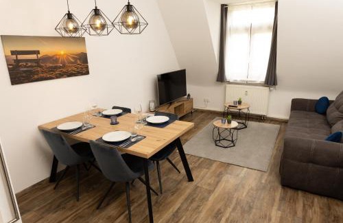 Wiesbaden Apartment | BeMyGuest - 3 Zimmer Maisonette - Zentral - Klimaanlage - Aufzug