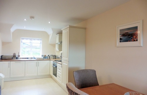 Bushmills House | Ben-Ry Cottage, Luxury Accomodation with Magnificient River Views over Bushmills