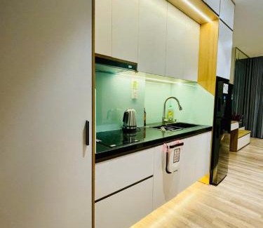 Van Giang Apartment | Ben's Homestay Ecopark - Landmark L2