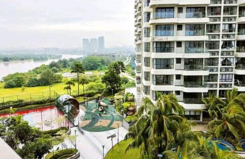 Central District Apartment | Bench/seaviews4-13pax/JohorBahru 9B amberside