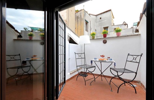 Trastevere Apartment | Benedetta