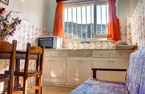 Benitses Hotel | Benitses Arches