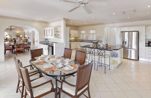 Merlin Bay Villa | Benjoli Breeze Summar