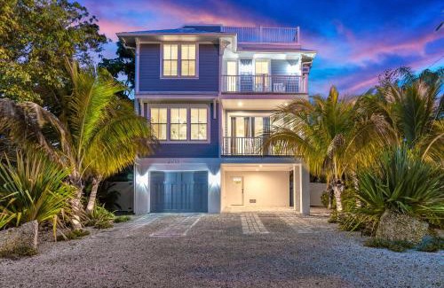 Bradenton Beach House | Bennys Bungalow - 2213