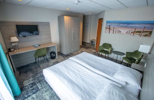 Bergen Hotel | Bergen Coastal Haven Nestled Near Rolling Dunes & Enchanting Nature Trails