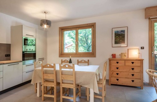 Morzine Apartment | Bergers 1 - Renovated 2 bedrooms apt Morzine centre