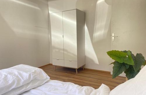 Grafenbach Apartment | Bergluft TOP 1 Modern Apartment with 2 bedrooms 1 hour from Vienna Parking & 24 hour Self Check-in