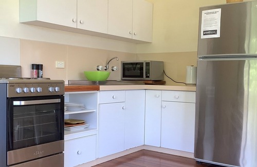 Bermagui House | Bermagui Bay Beach House. Bungalow in the Heart of Bermagui