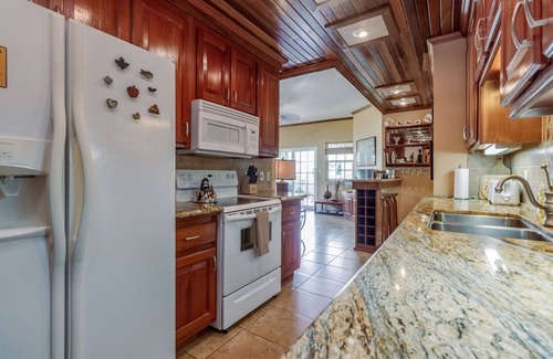 San Pedro Condo | Bermuda Beach Ocean Front 2-Bedroom Condominium - Gold Standard Approved
