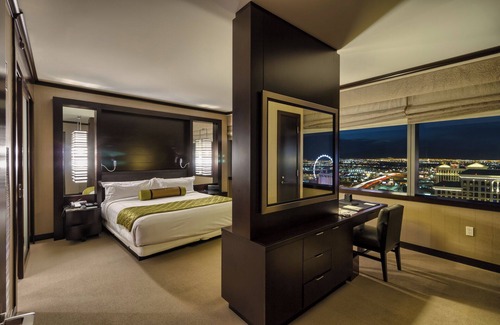 Las Vegas Strip Apartment | Best 2 BR Corner Penthouse at Vdara! Stunning Bellagio Fountain Views! Sleeps 6!