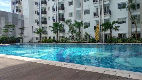 East Jakarta Apartment | Best and Stylish 2BR at Signature Park Grande Apartment By Travelio