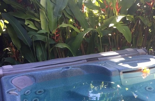 Pupukea House | Best Family Beaches On The North Shore - HotTub.