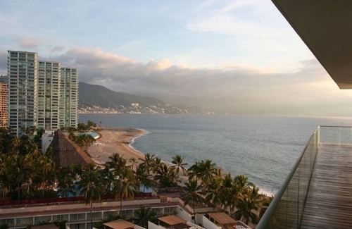 Puerto Vallarta Apartment | Best ICON Deal Best View Closest to the Beach