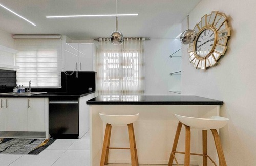Renacimiento Apartment | @Best Location 3BR 3.5BA AC Gymnn