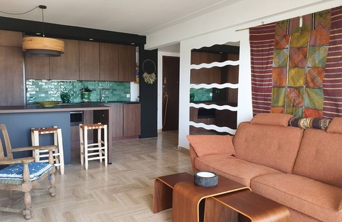 Antibes City Centre Apartment | best location and best views in old Antibes
