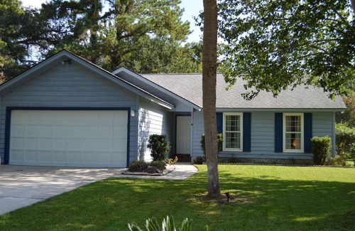 Whitemarsh Island House | Best of both worlds - located between Savannah Downtown and Tybee Island.