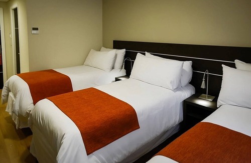 El Centro Hotel | Best Place to Stay in Buenos Aires! Close to Parque Intercontinental Plaza
