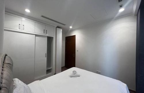 Hang Xanh Apartment | Best price 2BR view River park 5