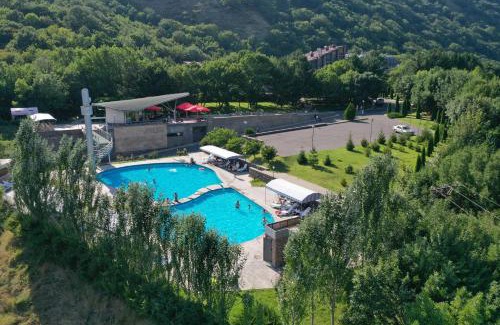 Arzakan Resort | Best Resort Aghveran