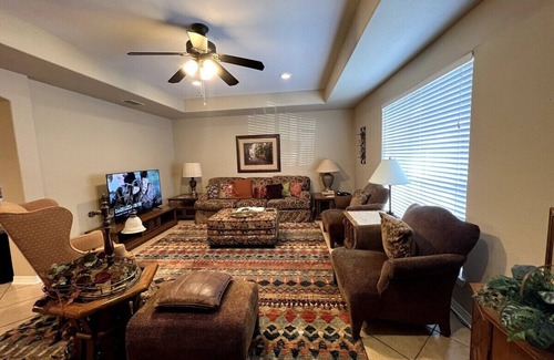 Tyler Apartment | Best Stays@Sportsman’s Paradise a duplex near Hospitals, and TJC, Fenced