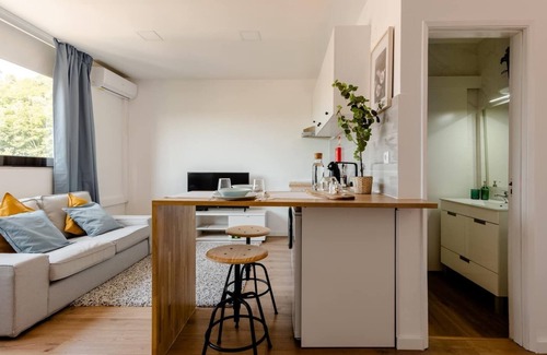Coimbra Apartment | Best View at Coimbra Donwtown with Free Parking