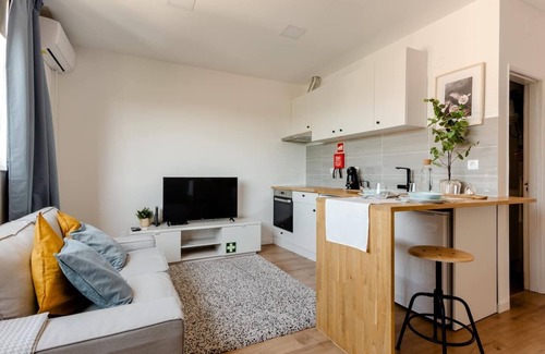 Coimbra Apartment | Best View at Coimbra Donwtown with Free Parking