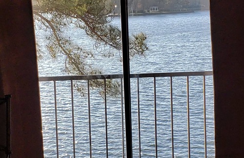 Lake Hamilton Condo | Best view at The Landing!