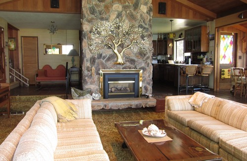 Mendocino House | Best Views In Mendocino—Just Steps From Downtown!