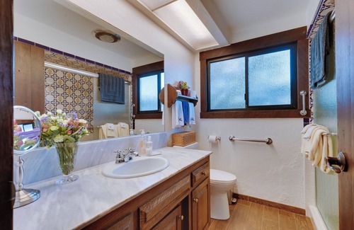 Santa Barbara Other | Best views of the Santa Ynez Valley! 4 Bedrooms, infinity edge pool and sauna