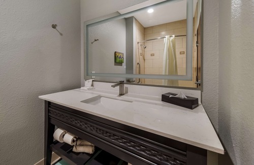 Bowie Hotel | Best Western Bowie Inn & Suites
