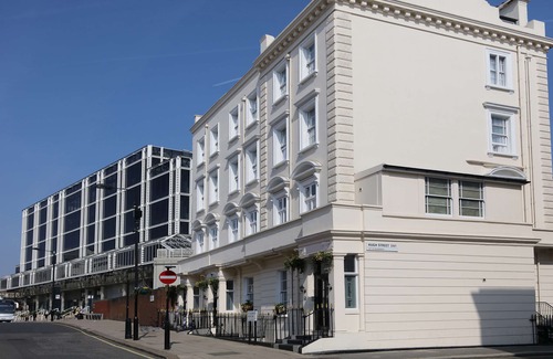 Warwick Hotel | Best Western Buckingham Palace Rd