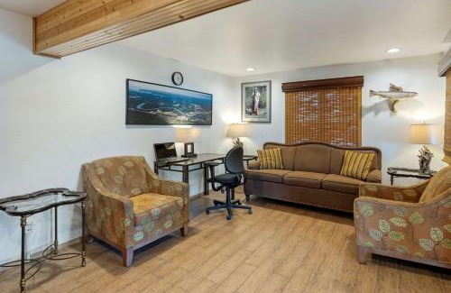 Soldotna Hotel | Best Western King Salmon Inn