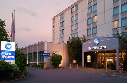 Kaiserlei Hotel | Best Western Macrander Hotel Frankfurt/Kaiserlei