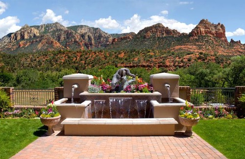 Uptown Sedona Hotel | Best Western Plus Arroyo Roble Hotel & Creekside Villas