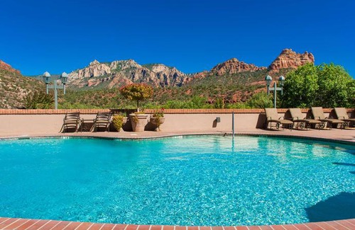 Uptown Sedona Hotel | Best Western Plus Arroyo Roble Hotel & Creekside Villas