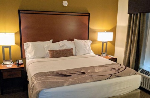 Boyd Acres Hotel | Best Western Plus Bend North