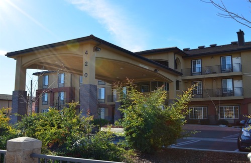 Tehachapi Hotel | Best Western Plus Country Park Hotel