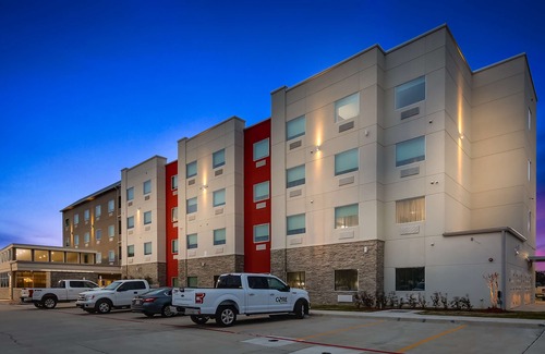Baytown Hotel | Best Western Plus Executive Residency Baytown