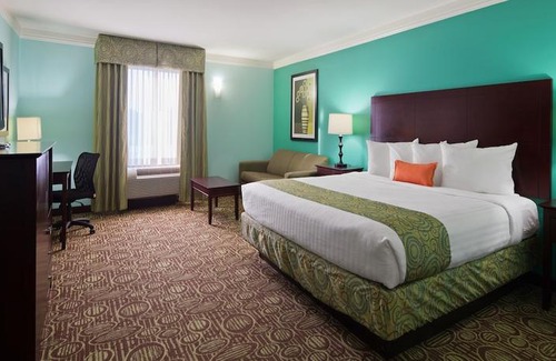 Glen Allen Hotel | BEST WESTERN Plus Glen Allen Inn