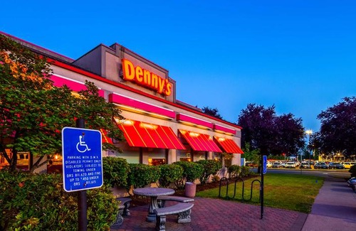 Southeast Salem Hotel | Best Western Plus Mill Creek Inn