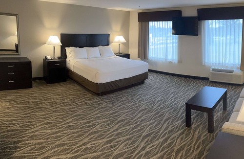 Valdosta Hotel | Best Western Plus Valdosta Hotel & Suites
