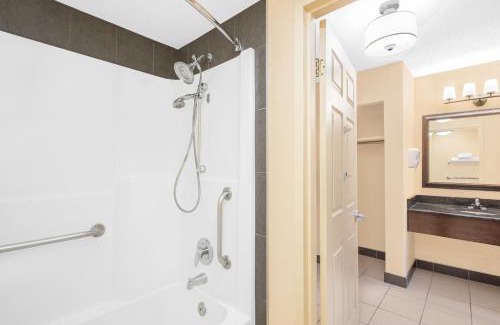 West Edmonton Hotel | Best Western Plus West Edmonton