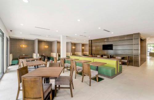 Winter Haven Hotel | Best Western Plus Winter Haven Inn & Suites