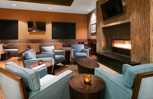Lebanon Hotel | Best Western Premier Boulder Falls Inn