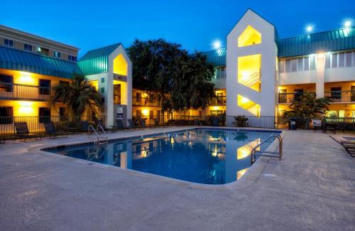 Gulfport Hotel | Best Western Seaway Inn