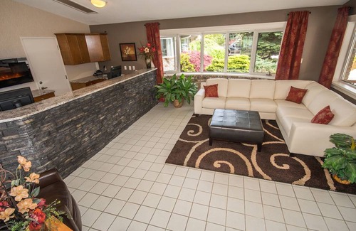 Sicamous Hotel | Best Western Sicamous Inn
