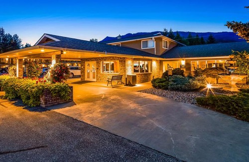 Sicamous Hotel | Best Western Sicamous Inn