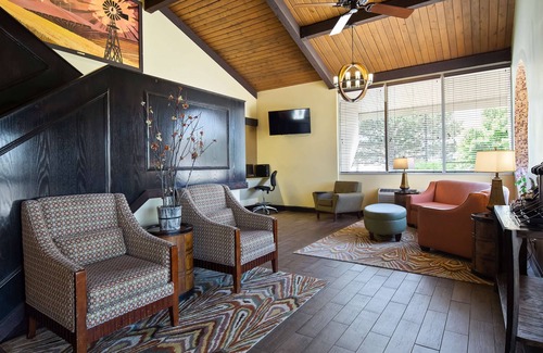 Sterling Hotel | Best Western Sundowner