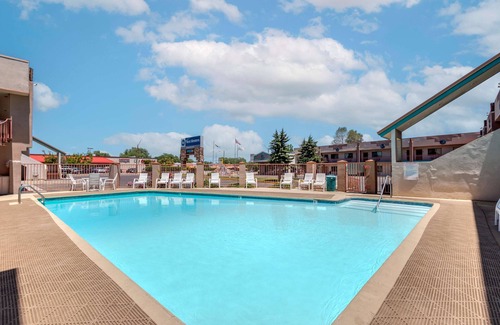 Cortez Hotel | Best Western Turquoise Inn & Suites