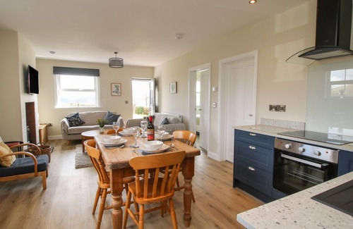 Oswestry Cottage | BETHANIA, family friendly, with open fire in Llanrhaeadr-Ym-Mochnant